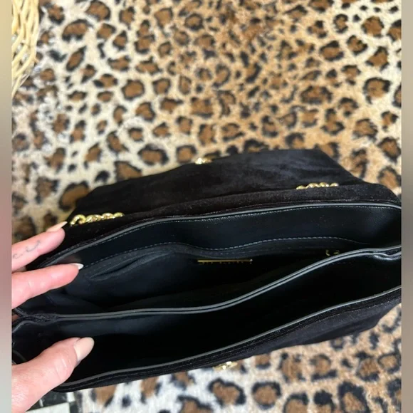 Steve Madden Black Velvet Bag with Gold Chain - Picture 5 of 9